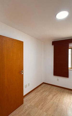 Apartamento à venda com 125m², 4 quartos e 2 vagas Apartamento à venda com 125m², 4 quartos e 2 vagasQuarto 3 (Reversível)