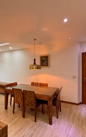 Apartamento à venda com 125m², 4 quartos e 2 vagas Apartamento à venda com 125m², 4 quartos e 2 vagasSala