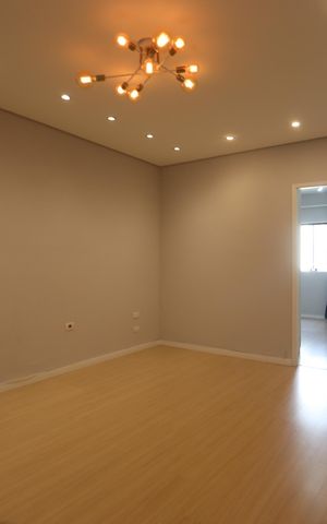Apartamento para alugar com 75m², 2 quartos e 1 vagaSala
