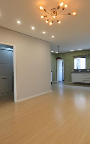 Apartamento para alugar com 75m², 2 quartos e 1 vagaSala