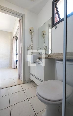 Studio à venda com 31m², 1 quarto e 1 vaga Studio à venda com 31m², 1 quarto e 1 vagaBanheiro Social