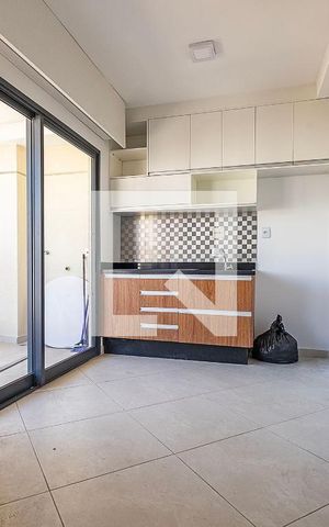 Studio à venda com 31m², 1 quarto e 1 vaga Studio à venda com 31m², 1 quarto e 1 vagaSala/Cozinha