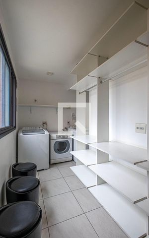 Studio à venda com 31m², 1 quarto e 1 vaga Studio à venda com 31m², 1 quarto e 1 vagaÁrea de Serviço