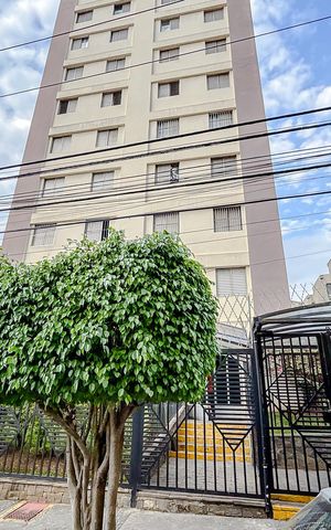 Apartamento para alugar com 67m², 2 quartos e 1 vagaFachada e portaria