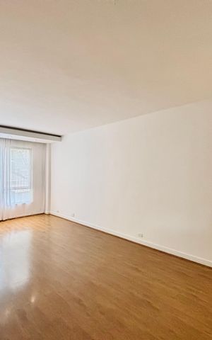 Apartamento para alugar com 100m², 3 quartos e 2 vagas Apartamento para alugar com 100m², 3 quartos e 2 vagasSala