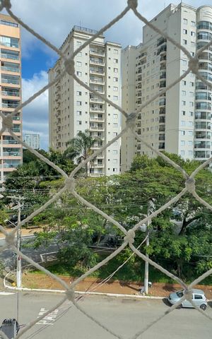 Apartamento à venda com 37m², 1 quarto e 1 vagaVista da sacada da sala