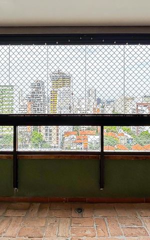 Apartamento para alugar com 86m², 2 quartos e 2 vagasVaranda