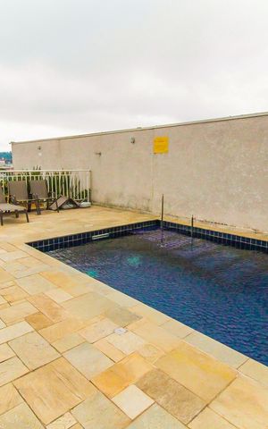 Studio à venda com 24m², 1 quarto e sem vaga Studio à venda com 24m², 1 quarto e sem vagaPiscina