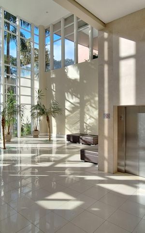 Apartamento à venda com 187m², 3 quartos e 3 vagas Apartamento à venda com 187m², 3 quartos e 3 vagasÁrea comum