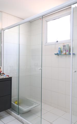 Apartamento à venda com 187m², 3 quartos e 3 vagasBanheiro da Suíte 1