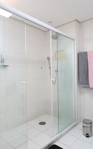 Apartamento à venda com 187m², 3 quartos e 3 vagasBanheiro da Suíte 1