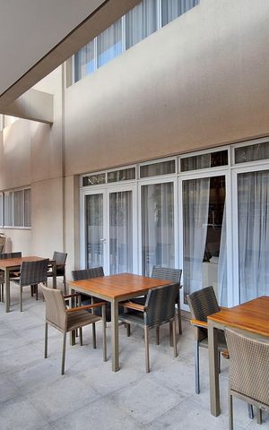 Apartamento à venda com 187m², 3 quartos e 3 vagas Apartamento à venda com 187m², 3 quartos e 3 vagasÁrea comum