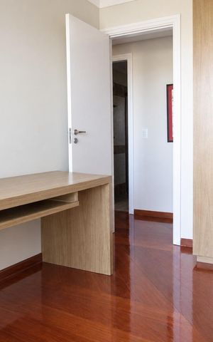 Apartamento para alugar com 117m², 4 quartos e 2 vagas