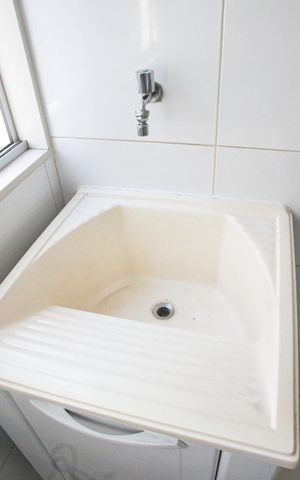 Apartamento para alugar com 64m², 2 quartos e 1 vagaÁrea de Serviço