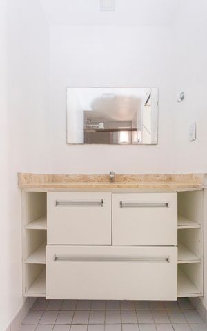 Apartamento à venda com 74m², 3 quartos e 1 vagaBanheiro da Suíte