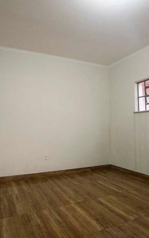 Casa para alugar com 220m², 3 quartos e sem vaga