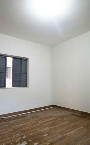 Casa para alugar com 220m², 3 quartos e sem vaga