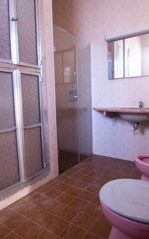 Casa para alugar com 220m², 3 quartos e sem vaga