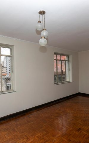 Apartamento à venda com 96m², 2 quartos e sem vagaSala