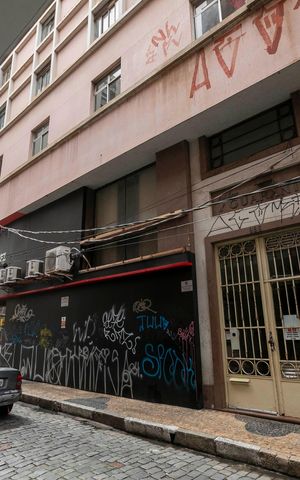 Apartamento à venda com 96m², 2 quartos e sem vagaFachada