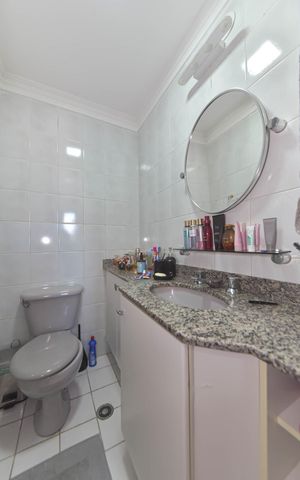 Apartamento à venda com 76m², 3 quartos e 1 vagaBanheiro da Suíte