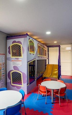 Apartamento à venda com 98m², 3 quartos e 2 vagas Apartamento à venda com 98m², 3 quartos e 2 vagasÁrea Comum - Brinquedoteca