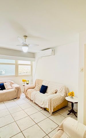 Apartamento à venda com 120m², 3 quartos e sem vaga Apartamento à venda com 120m², 3 quartos e sem vagaSala