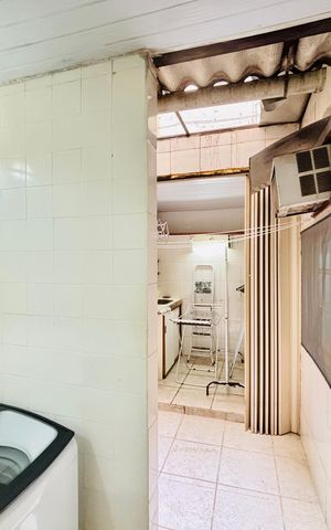 Apartamento à venda com 120m², 3 quartos e sem vaga Apartamento à venda com 120m², 3 quartos e sem vagaÁrea de serviço