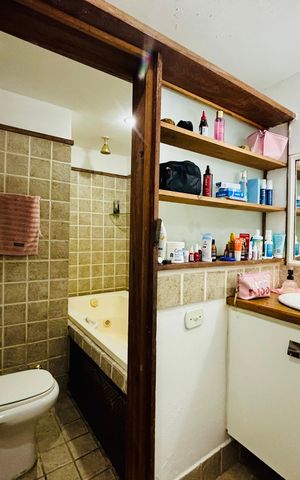 Apartamento à venda com 120m², 3 quartos e sem vaga Apartamento à venda com 120m², 3 quartos e sem vagaBanheiro 1