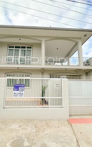 Casa para alugar com 500m², 7 quartos e 4 vagasFachada