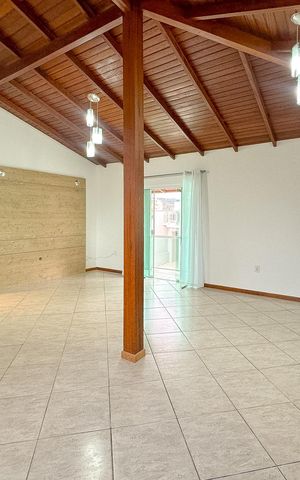 Casa para alugar com 500m², 7 quartos e 4 vagasCobertura