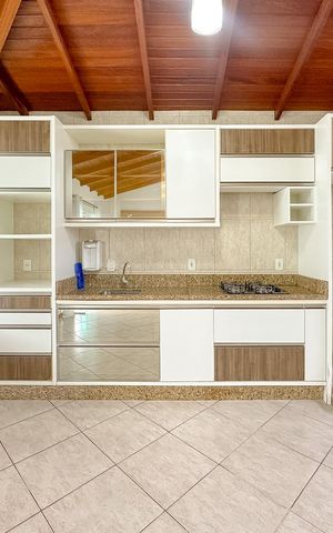 Casa para alugar com 500m², 7 quartos e 4 vagasCozinha 2
