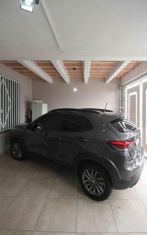 Casa à venda com 110m², 3 quartos e 2 vagas Casa à venda com 110m², 3 quartos e 2 vagasGaragem