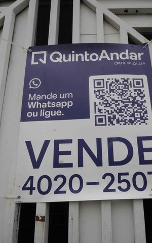 Casa à venda com 110m², 3 quartos e 2 vagas Casa à venda com 110m², 3 quartos e 2 vagasPlaca