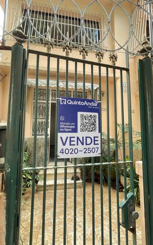 Apartamento à venda com 100m², 3 quartos e sem vaga Apartamento à venda com 100m², 3 quartos e sem vagaPlaca