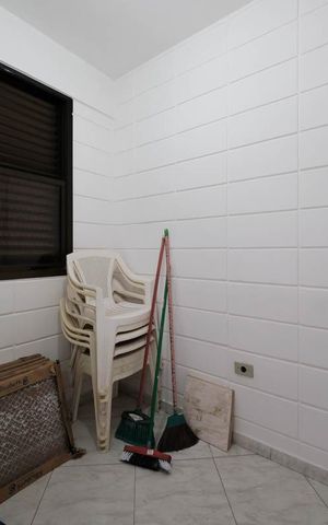 Apartamento à venda com 124m², 3 quartos e 2 vagasÁrea de Serviço