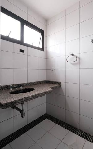 Apartamento à venda com 124m², 3 quartos e 2 vagasBanheiro da Suíte
