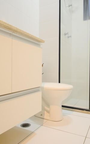 Apartamento à venda com 73m², 3 quartos e 2 vagasBanheiro da Suíte