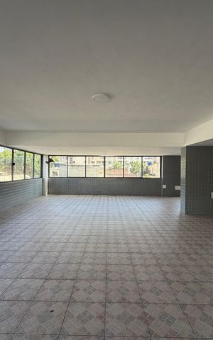Apartamento à venda com 78m², 2 quartos e 1 vaga Apartamento à venda com 78m², 2 quartos e 1 vagaÁrea comum - Salão de festas