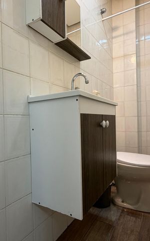 Apartamento à venda com 78m², 2 quartos e 1 vaga Apartamento à venda com 78m², 2 quartos e 1 vagaBanheiro social