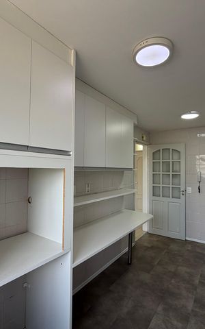 Apartamento à venda com 78m², 2 quartos e 1 vaga Apartamento à venda com 78m², 2 quartos e 1 vagaCozinha