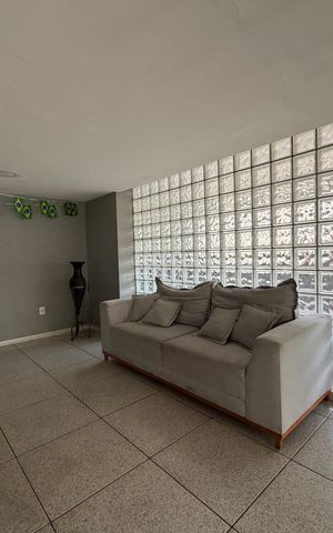 Apartamento à venda com 78m², 2 quartos e 1 vaga Apartamento à venda com 78m², 2 quartos e 1 vagaHall