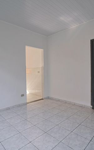 Casa para alugar com 60m², 1 quarto e 1 vagaSala