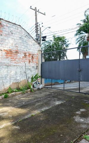 Casa à venda com 95m², 3 quartos e 6 vagasGaragem