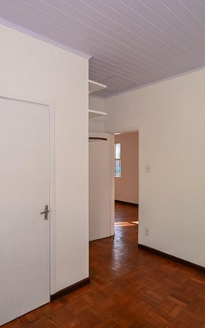 Casa à venda com 95m², 3 quartos e 6 vagasSuíte 2