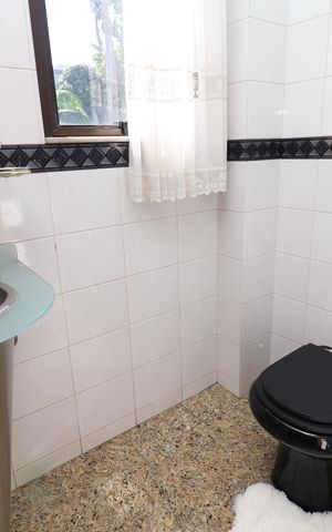 Apartamento para alugar com 350m², 4 quartos e 4 vagasLavabo