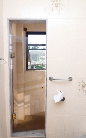 Apartamento para alugar com 350m², 4 quartos e 4 vagasBanheiro da Suíte 1