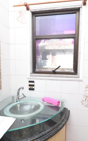 Apartamento para alugar com 350m², 4 quartos e 4 vagasBanheiro da Suíte 2