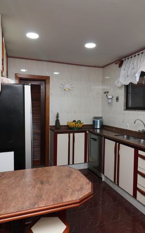 Apartamento para alugar com 350m², 4 quartos e 4 vagasCozinha