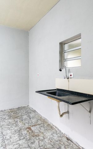Casa para alugar com 236m², 7 quartos e 2 vagas Casa para alugar com 236m², 7 quartos e 2 vagasKitnet 3 Quarto /Cozinha
